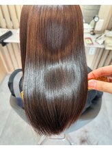 アンジュール 鹿児島中央店(UNJOUR.) 【プレミアムストレート】縮毛矯正＋髪質改善トリートメント