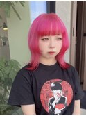 ウルフカット 裾カラー エンドカラー 派手髪 ピンク