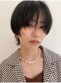 黒髪ショート顔周りレイヤーカットボブマッシュショート