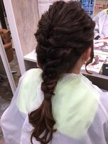 クイーンズゲート RITZ店(Queens's gate)&nbsp;編み込みダウンスタイル