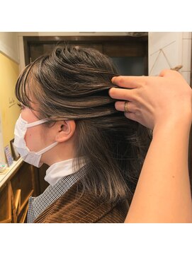 ラレイ(Lalei) ＊インナーカラーグレージュ　辻幸奈　表参道