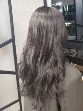 ラフランクリー(la frankly) 20代30代/大人かわいい/ウルフ/髪質改善/レイ