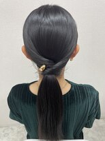 シュシュ(shushu)&nbsp;下めタイトポニーテール♪