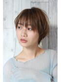 ショートボブ