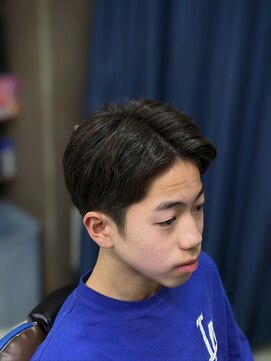 カットハウス パセリ ツーブロックセンターパート　　<理容室>/メンズ/バーバー/