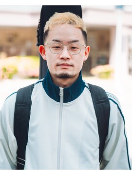 カフ(CAF) CAF河内 メンズハイトーン ブリーチ 20代30代 大阪 心斎橋