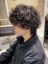 ネオリーブウリ 二子玉川店(Neolive uri)&nbsp;サーフカール刈り上げセンターパートリバースセンターパート