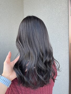 クオン 伊勢崎(QUON.) 暗めカラー