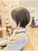 20代30代40代小顔似合わせカット丸みショートレイヤーグレージュ