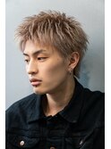 金髪ショート