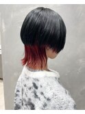 「ブラック×レッドの映えカラー★個性派ウルフボブ」