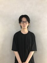 ウノプリールヴァモス(unopulir Vamos)&nbsp;メンズウルフ襟足有りセンターパート