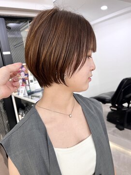 メルバイグラフ 梅田(mel by GRAFF) ショートカットxひし形ショートボブx前髪あり20代30代40代