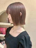 ヒビヲ 天神警固(HIBIO)&nbsp;ショートボブ切りっぱなしボブタッセルボブブリーチダブルカラー