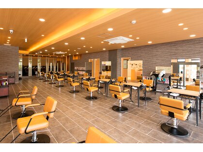 アイコニック 日進梅森台店(ICONIQ)の写真