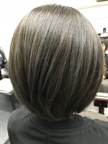 ポルト(Porte) ハイライトショートボブ