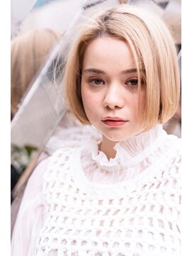 ロジッタ(ROJITHA) 【ROJITHA】ミニボブ×ホワイトミルクティー