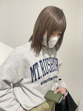 ノマド(nomad) 外ハネボブ ミルクティーベージュ