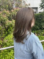 ヘアサロン イリー 西那須野(iLii)&nbsp;オリーブグレージュ　大人ミディアムレイヤー