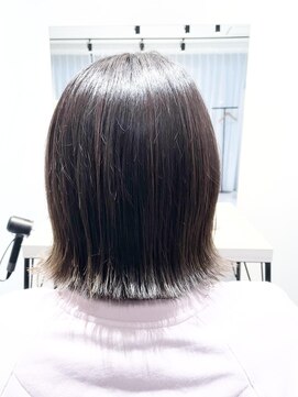 ストフ(stof) 切りっぱなしボブ/くびれボブ/外ハネボブ