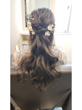 レディスペヘアー(redispe hair) ハーフアップ名古屋駅・名駅・名古屋駅西口・名駅西口】