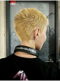 ベリーショート　ブロンド　ショート女子　高円寺　ピクシー