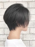 前下がりショートボブひし型ショート黒髪ショート襟足短め