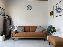 ヘアメイク ポーション(Hair make potion)の雰囲気(アンティークな小物やエアプランツが飾られてる店内)