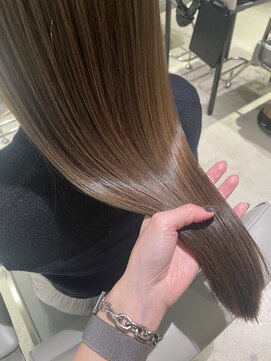 ベージュ× URUGAMI ☆髪質改善