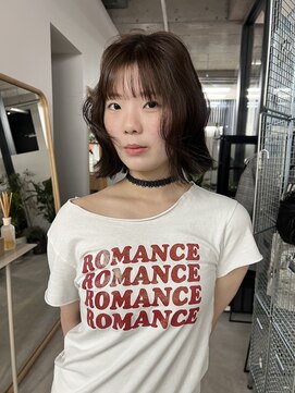 ブラウンカラー