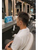 リリーオム バイ エーケー(Lily HOMME by AK) 40代大人のアップバングショート