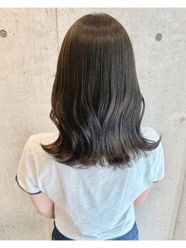 ロッカヘアエジェ(ROCCA hair eje.) ミルクブラウン暗髪×うる艶ミディアムパーマ