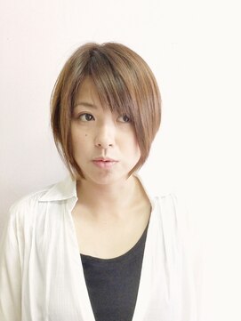 ベアーズ1 あご下レングスのショートレイヤーボブ