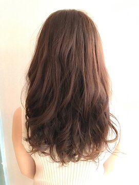 ロンド 銀座(Lond) ☆ロンド斉藤☆アッシュベージュのゆるふわロング