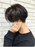 【横浜美容室ネイミーズ】センターパートハンサムショート