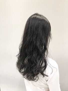 ネオリーブギンザ 銀座店(Neolive GINZA) 低温デジタルパーマで作る柔らかロングウェーブヘア