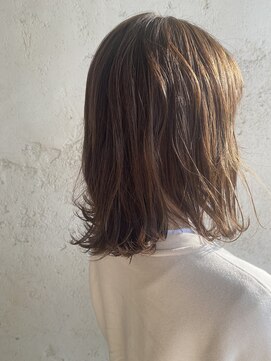 ノイ(noi) 柔らかグレージュ