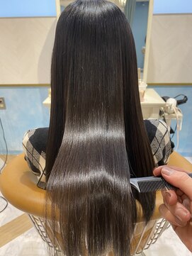 ロンド ストラーダ 心斎橋(Lond strada) シルキーベージュ×グレージュカラー【髪質改善/縮毛矯正】