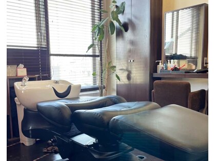 カラーズ 倉吉店の写真