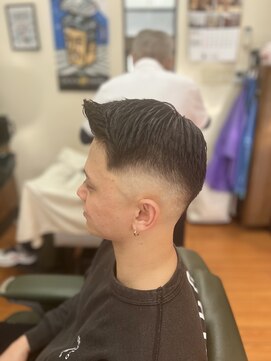 カットハウス コヤマ スキンフェード