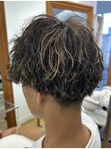 MEN'S HAIR  センターパート　ツイストスパイラル　コンマヘア