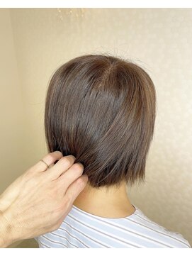 ヘアーアンドメイク ドレス(DRESS) 白髪ボカシハイライトカラー