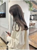 くすみベージュ