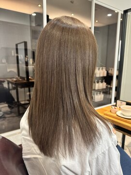 フェリーチェ(felice) 【透明感抜群】大人ベージュ