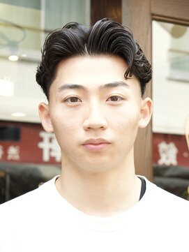ザバーバー 渋谷(THE BARBER) Taper Fade×Perm Style