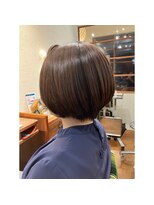 エルサフィロ キタハマ(el zafiro kitahama)&nbsp;20×30×40代×ショートボブ×ツヤ感UP×顔周りレイヤー