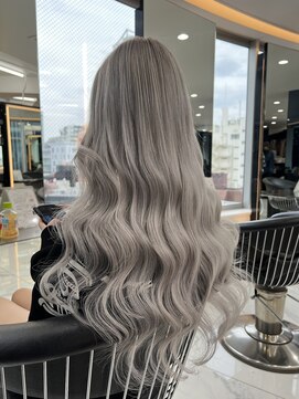 ラピス 渋谷本店(Lapis) ホワイトシルバーカラー/シールエクステ/髪質改善/ケアブリーチ