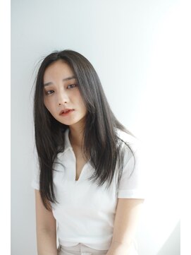 ルフュージュ バイ プロデュース 相模大野店(Refuge by Produce) 暗髪/レイヤーカット/長めバング