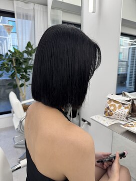 アマトウキョウスマートサロン(AMA TOKYO×Smart Salon) タッセルボブ 韓国ボブ 切りっぱなしボブ
