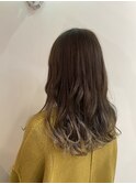 グラデーションベージュ
